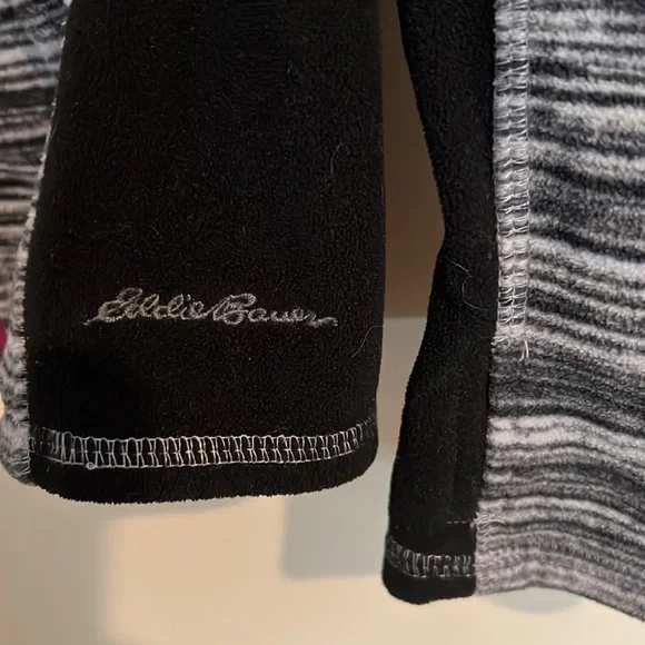 Women’s XS hooded fleece zip-up - Picture 2 of 4